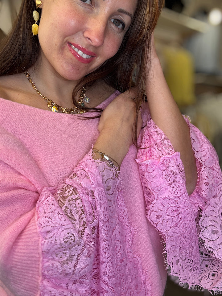 Pull manche dentelle