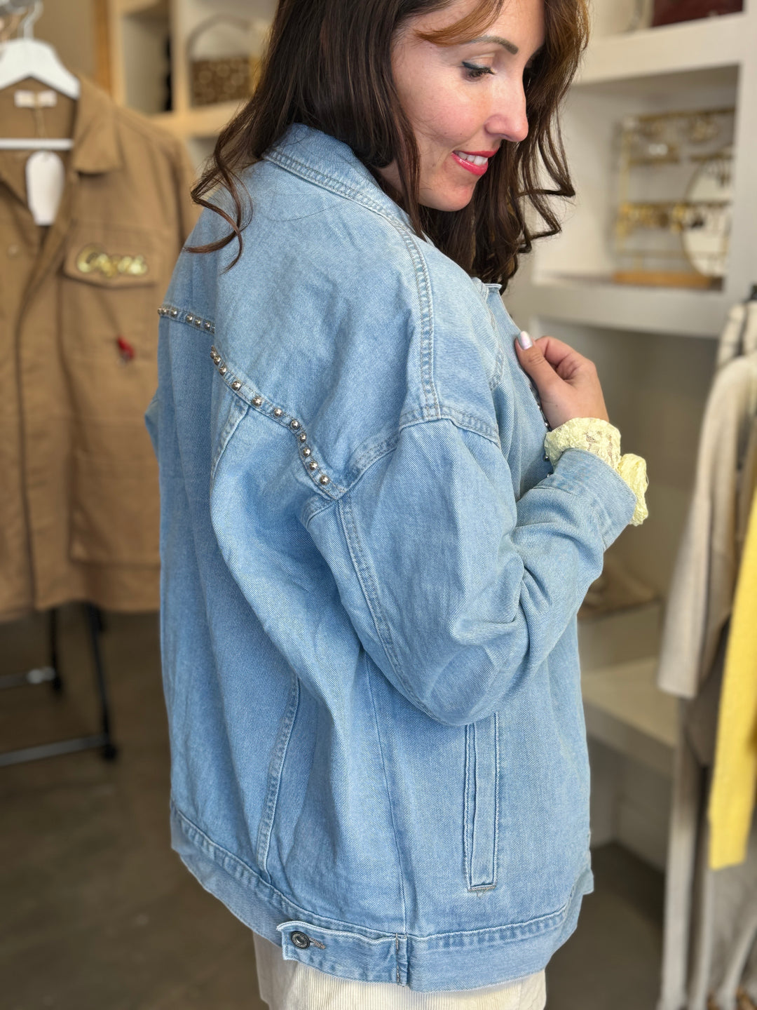 Surchemise en jean cloutée ameli