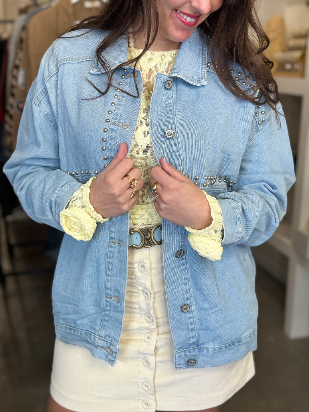 Surchemise en jean cloutée ameli