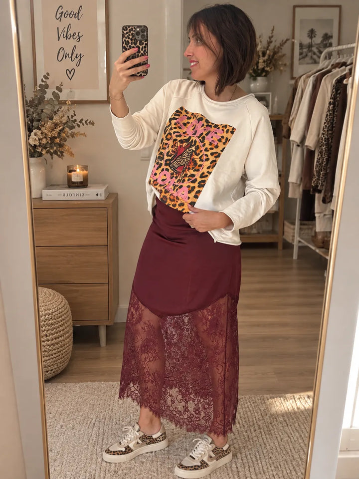 Jupe Satinée Bordeaux Dentelle