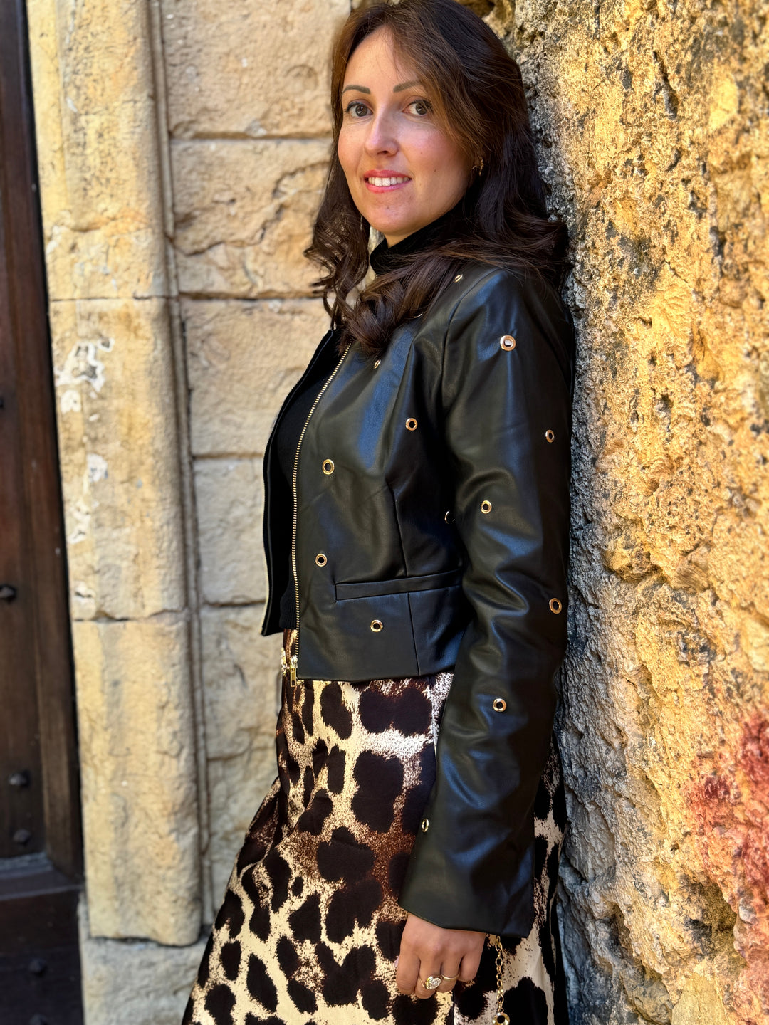 Veste noire femme en simili cuir avec œillets Laura
