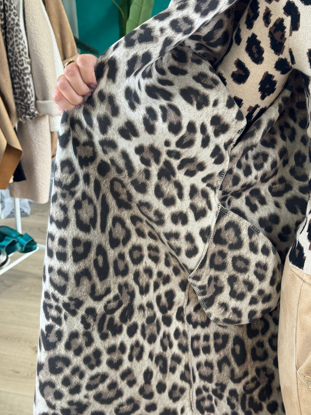 Veste à capuche doublée léopard – Beige Cathy