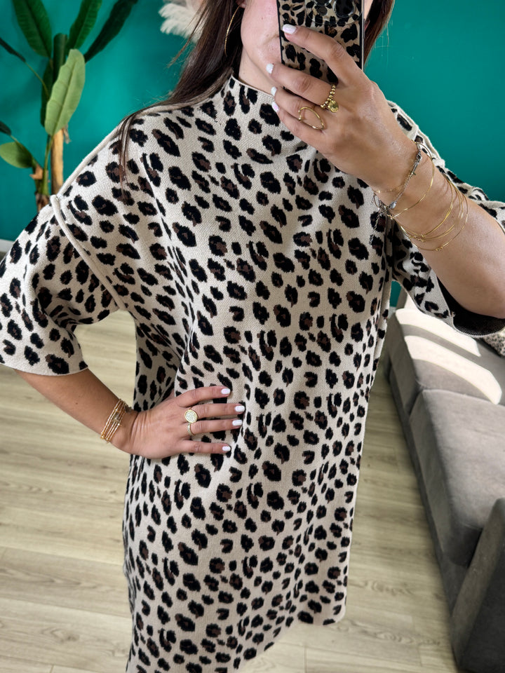 Robe pull léopard