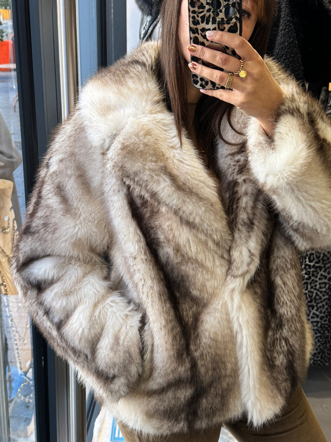 Veste fausse fourrure