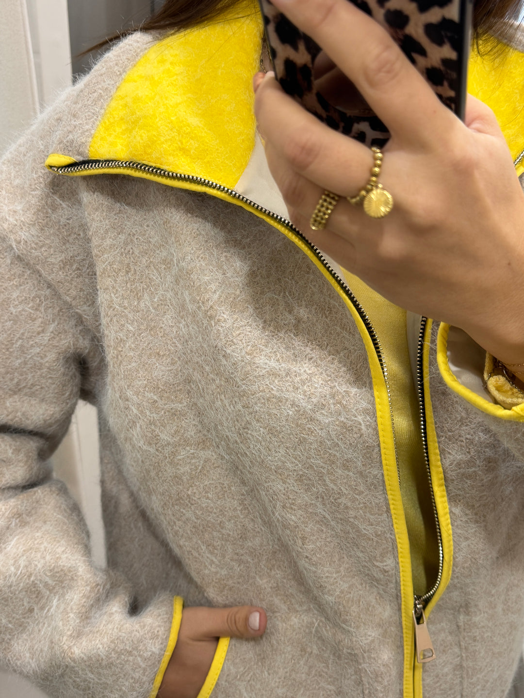 Veste Zippée beige & Jaune – Détails Contrastés Marion